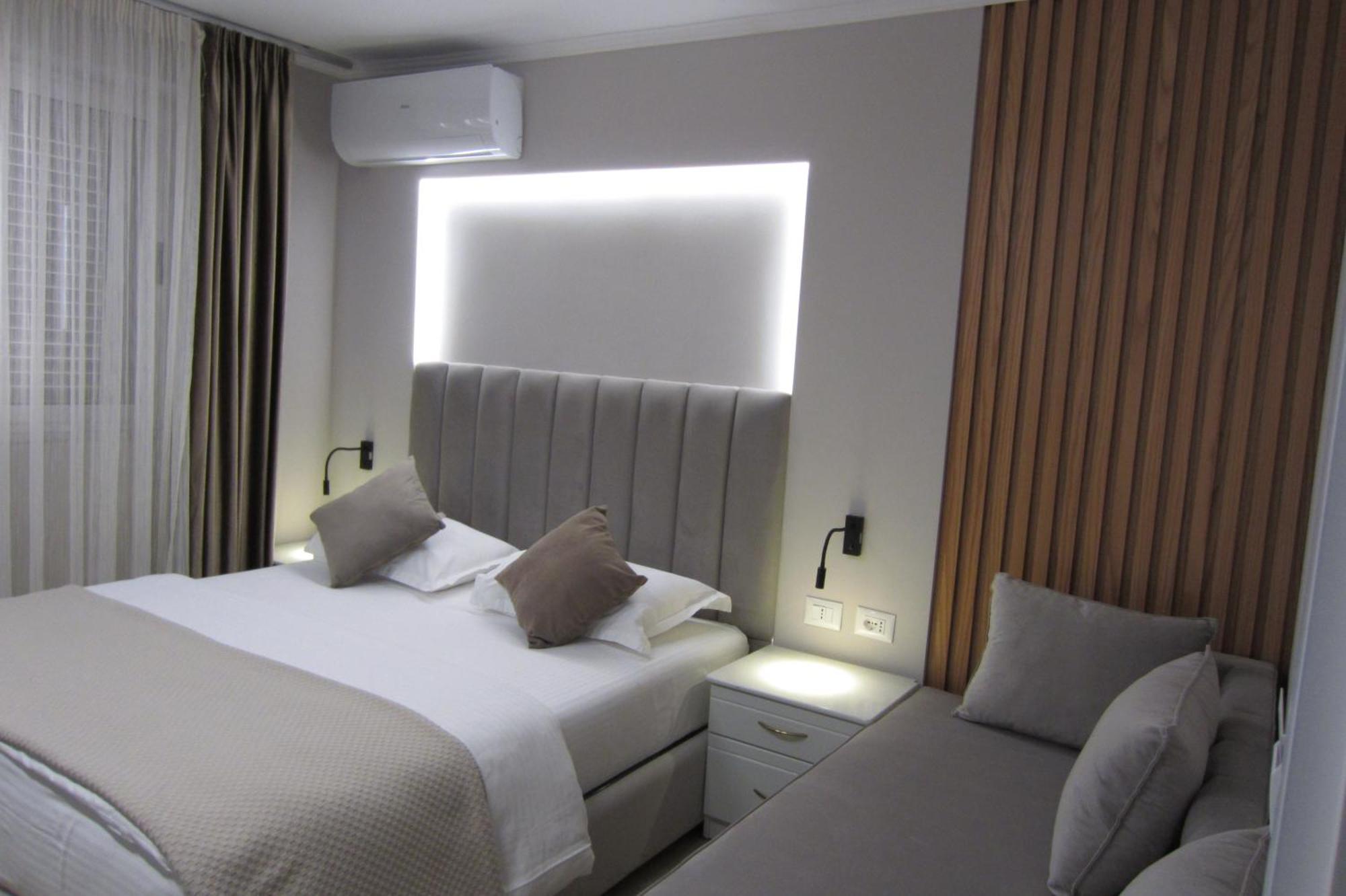 Freddy'S Hotel Tirana