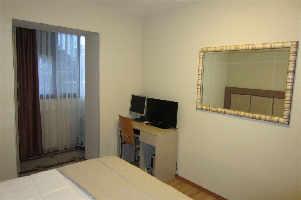 Hotel Freddy'S Hotel Tirana